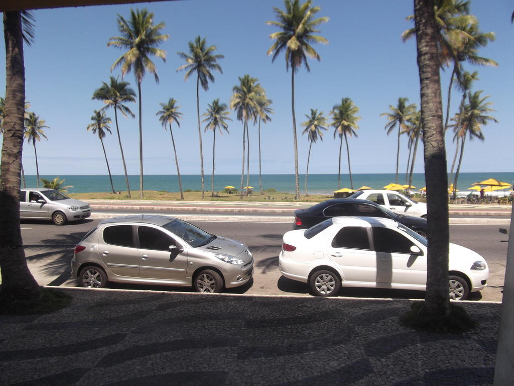 Appartamento Flat Jardim De Alah Salvador Esterno foto