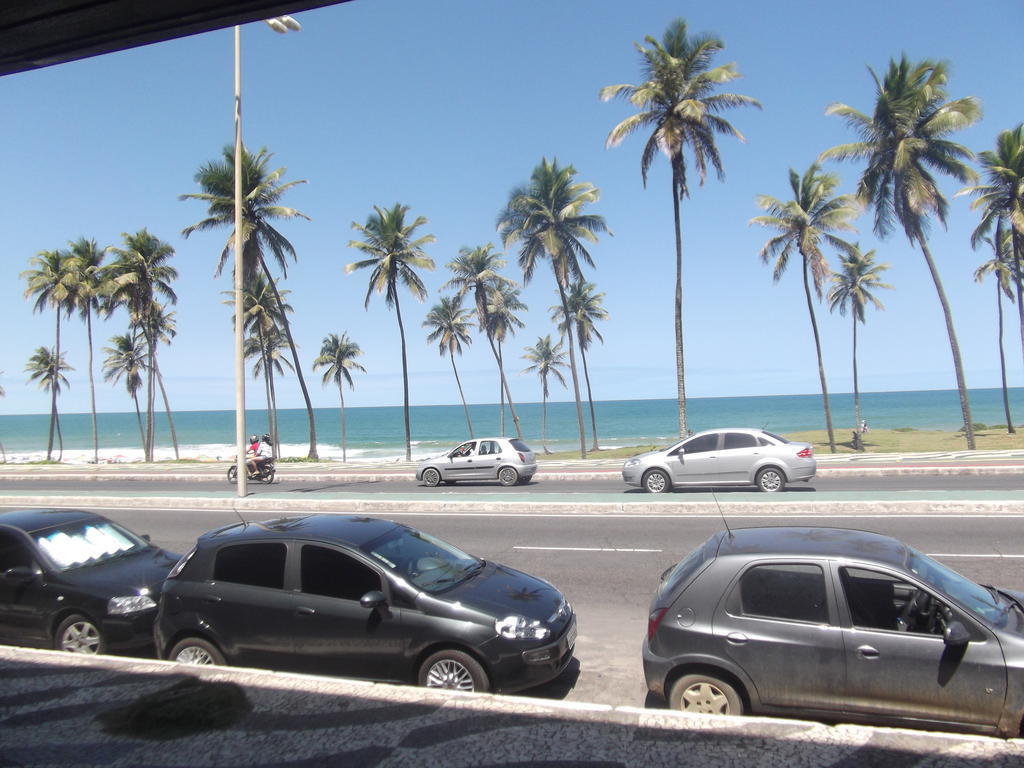 Appartamento Flat Jardim De Alah Salvador Esterno foto